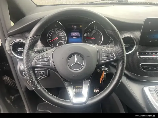 Mercedes-Benz V 300