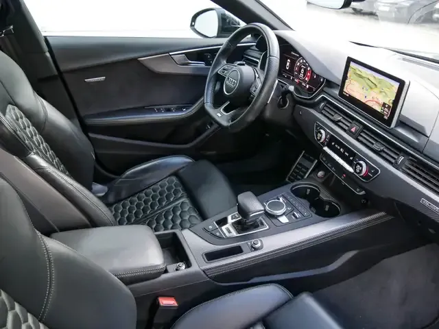 Audi RS5