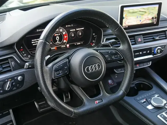 Audi RS5