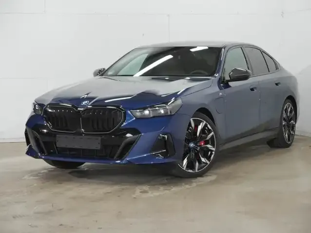 BMW 550