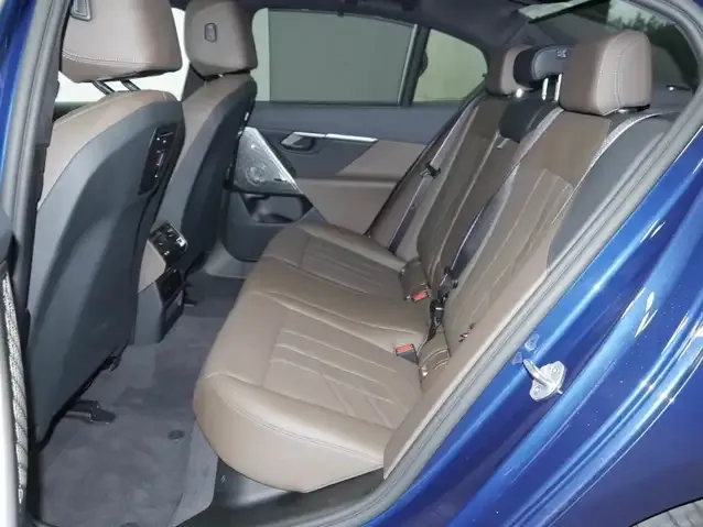 BMW 550