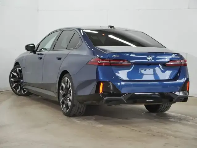 BMW 550