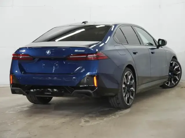 BMW 550