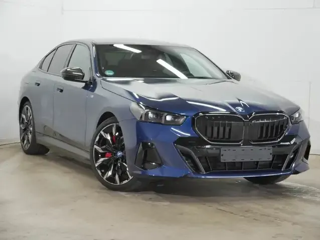 BMW 550