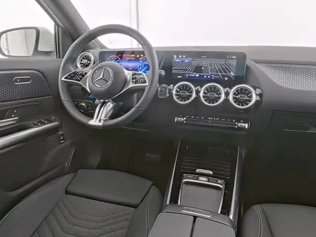 Mercedes-Benz EQA 300