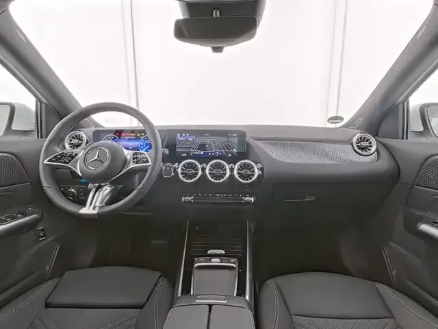 Mercedes-Benz EQA 300