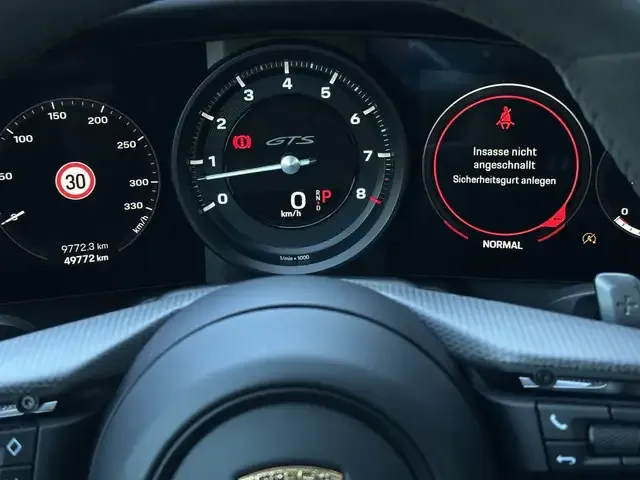 Porsche 992