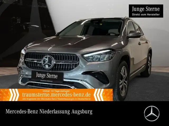 Mercedes-Benz GLA 200