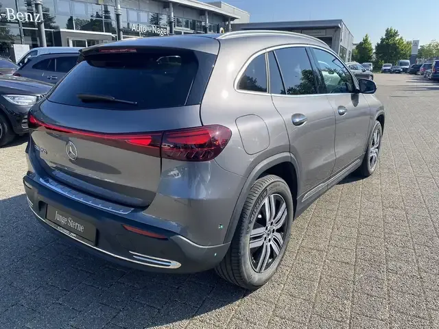 Mercedes-Benz EQA