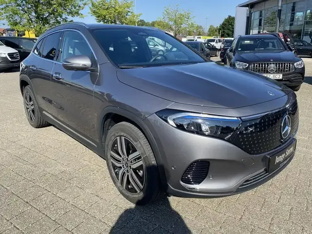 Mercedes-Benz EQA