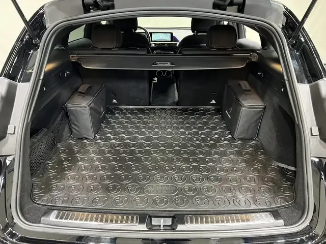 Mercedes-Benz EQC 400