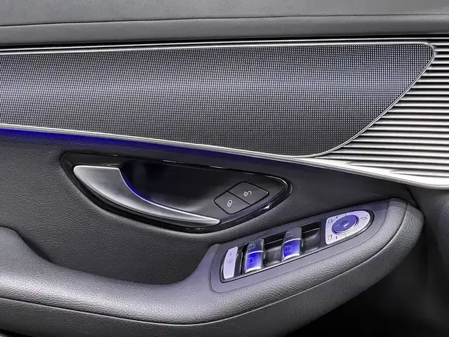 Mercedes-Benz EQC 400