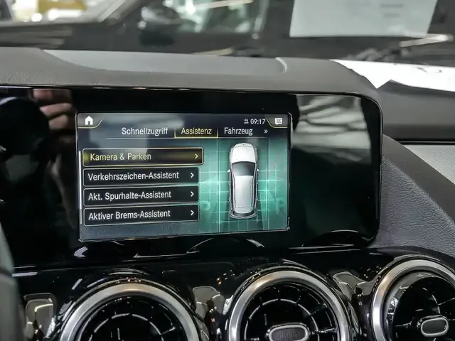 Mercedes-Benz B 250