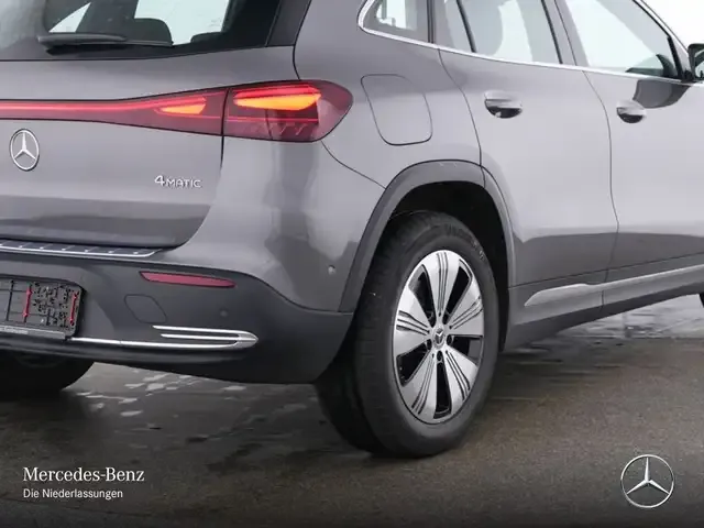 Mercedes-Benz EQA 300