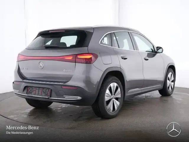 Mercedes-Benz EQA 300