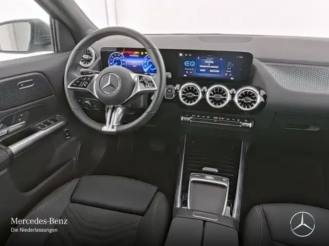Mercedes-Benz EQA 300