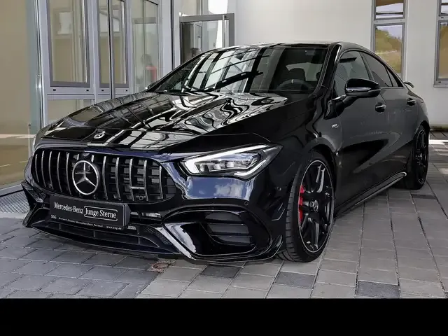 Mercedes-Benz CLA 45 AMG