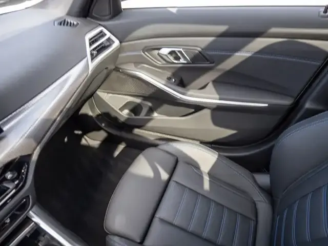 BMW 340
