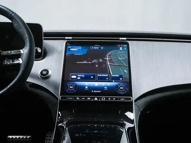 Mercedes-Benz EQE 300