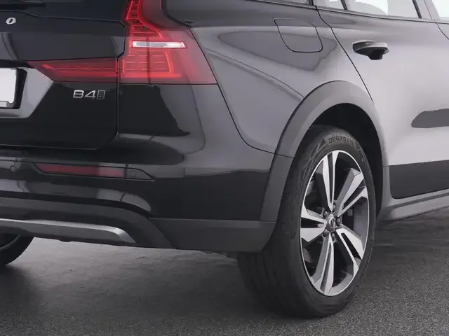 Volvo V60 Cross Country