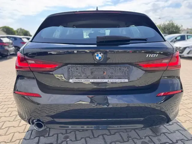 BMW 118