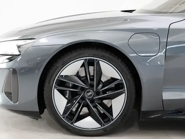 Audi e-tron GT