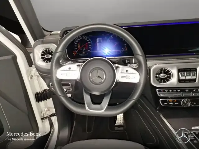 Mercedes-Benz G 500