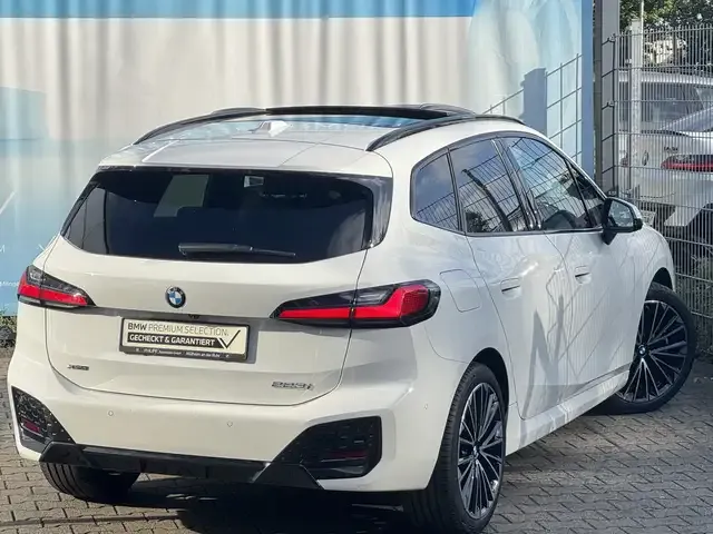 BMW 223