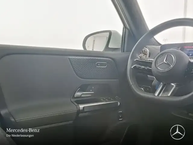 Mercedes-Benz EQB 250
