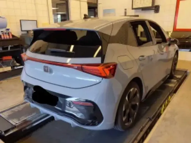 CUPRA Born