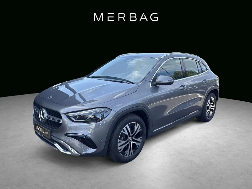 Mercedes-Benz GLA 180