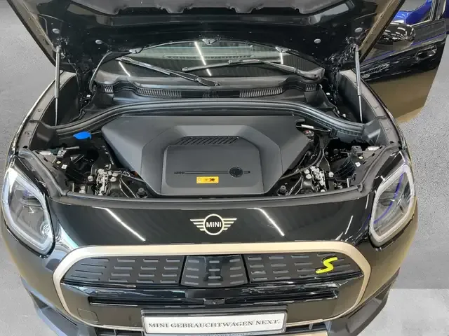 MINI Cooper SE Countryman