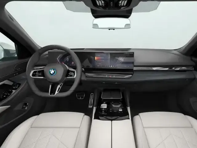 BMW i5