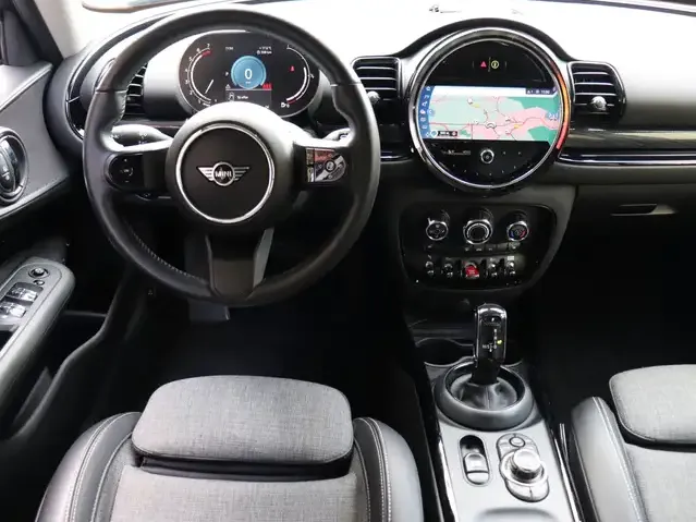 MINI Cooper Clubman