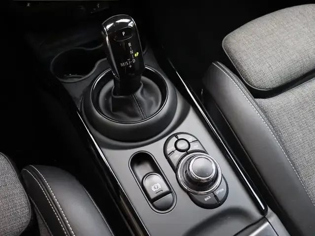 MINI Cooper Clubman