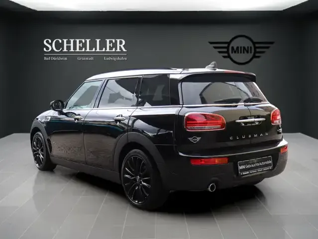 MINI Cooper Clubman