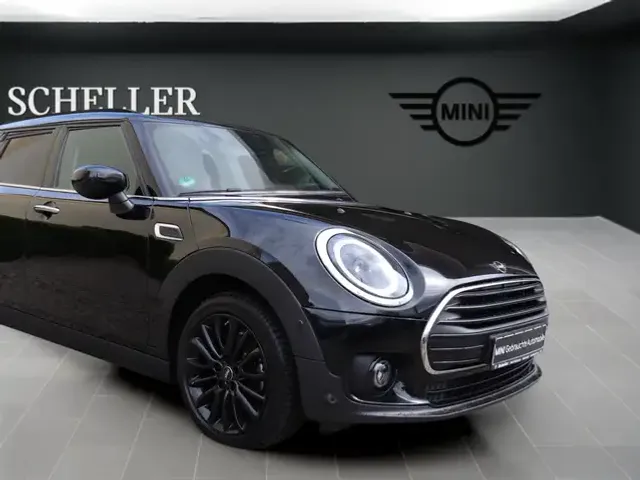 MINI Cooper Clubman