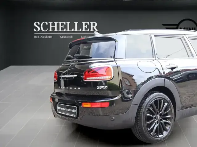 MINI Cooper Clubman