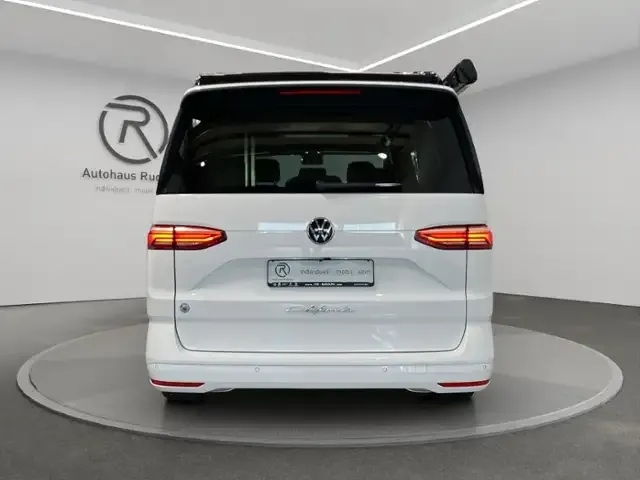 Volkswagen T7 California