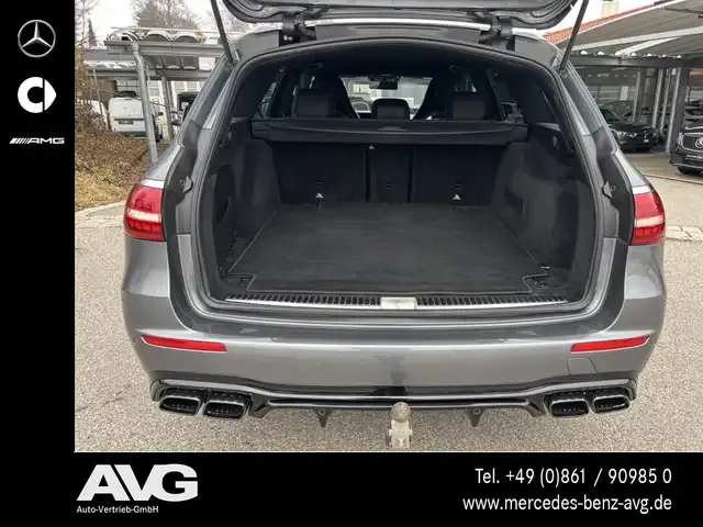 Mercedes-Benz E 63 AMG