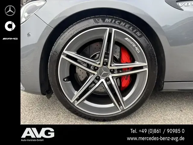 Mercedes-Benz E 63 AMG