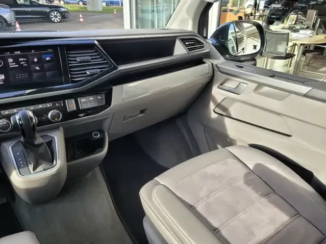 Volkswagen T6.1 California