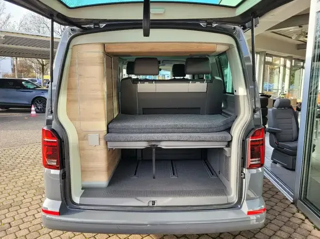 Volkswagen T6.1 California