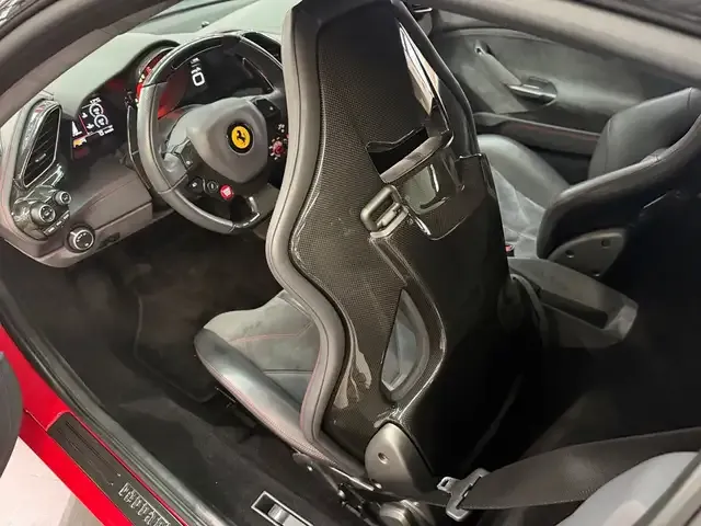 Ferrari 488