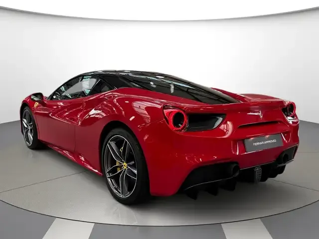 Ferrari 488