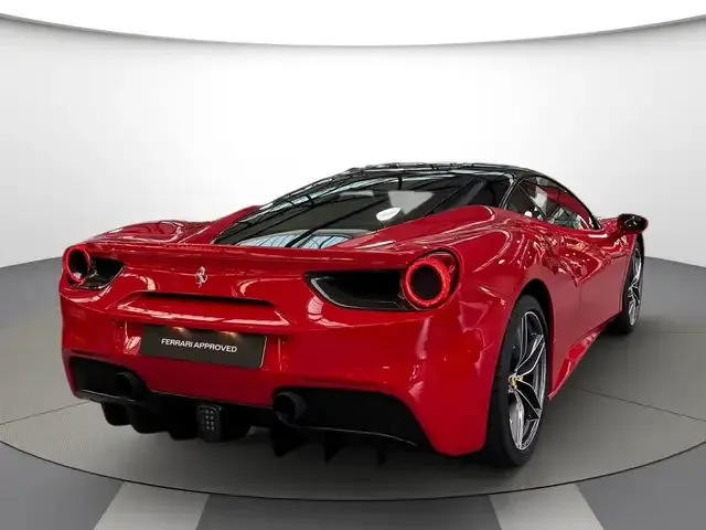 Ferrari 488