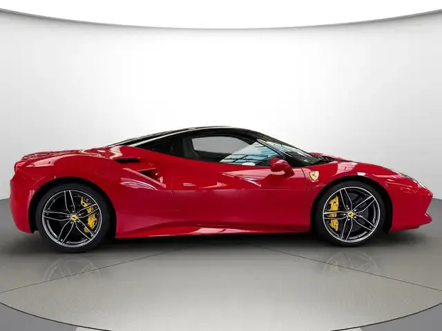 Ferrari 488