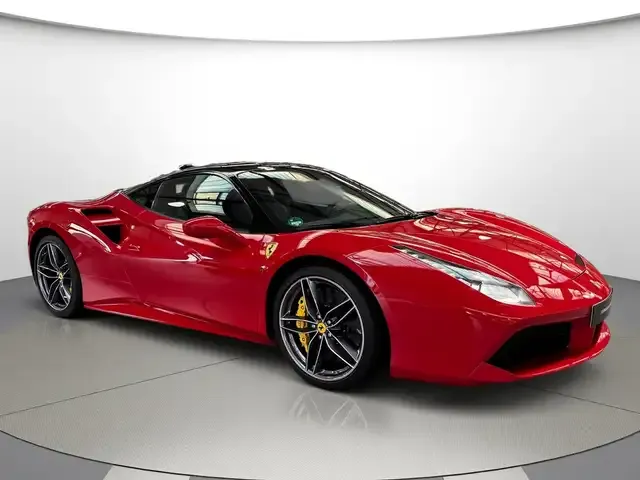 Ferrari 488