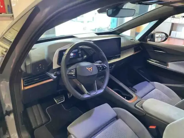 CUPRA Born