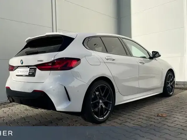 BMW 118
